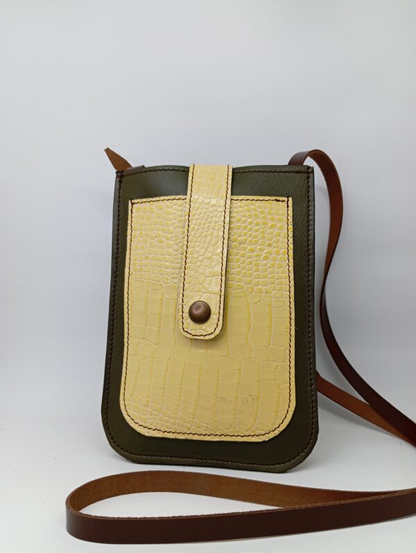 Bolso de móvil amarillo y verde caqui